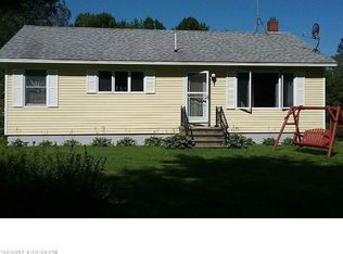 40 Kitchen Hill Rd, Newport, ME 04953