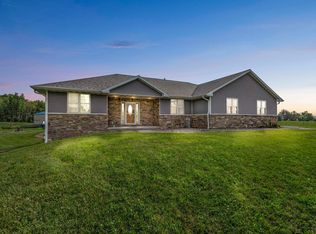 8464 County Rd S, Pulaski, WI 54162