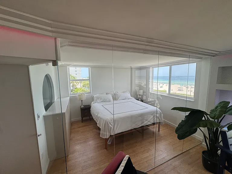 401 Ocean Dr #518 — Photo 9