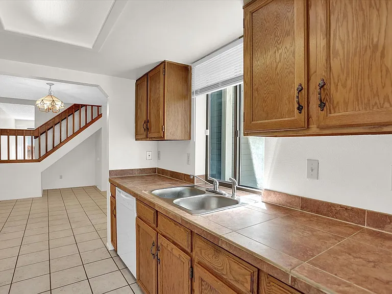 4604 S Fraser Ct #D — Photo 9