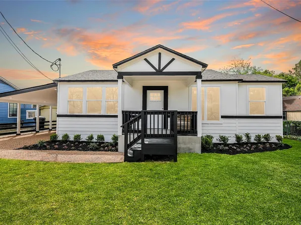 110 Harris Ct, Houston, TX 77009