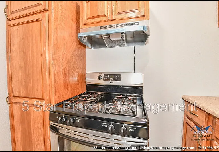 1212 N Laurel St #B — Photo 13