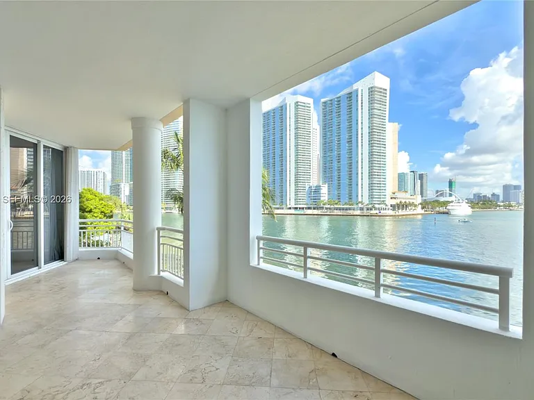 848 Brickell Key Dr #306 — Photo 30