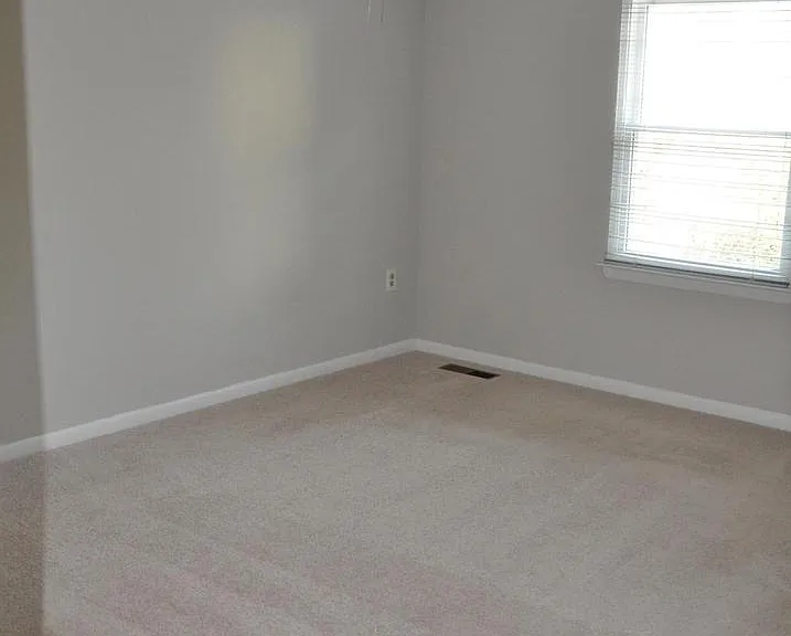9705 Glen Ave — Photo 30