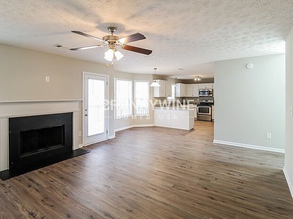 5th image of 621 Ragan Ct