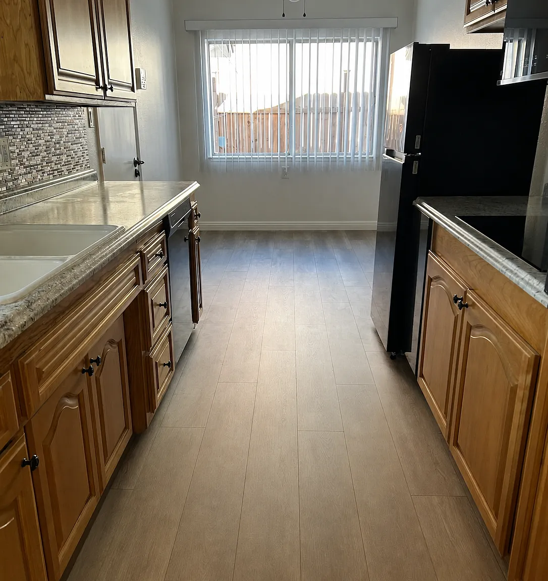 3 bed, 1.5 bath, 1152 sqft, $2,550 — Photo 3