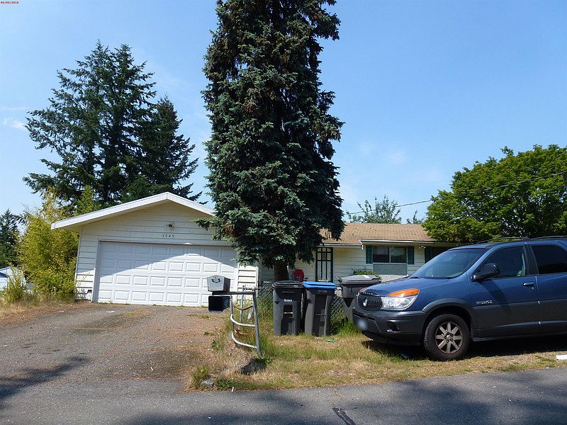 1st image of 3949 NW Country Ln