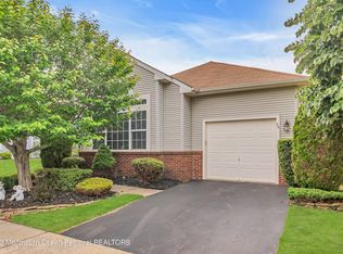 36 Rochford Dr, Manchester, NJ 08759