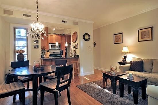 4th image of 2150 W Ainslie St APT 2E
