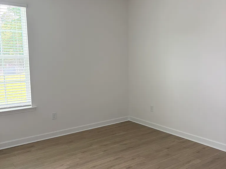 6265 Zoe Way — Photo 5