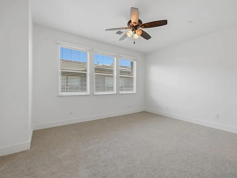 2440 Aperture Cir — Photo 14
