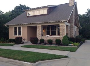 8009 N Laurel Ave, Kansas City, MO 64158