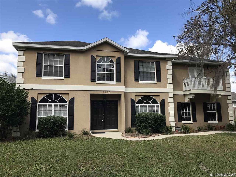1st image of 7420 NW 119th Ln