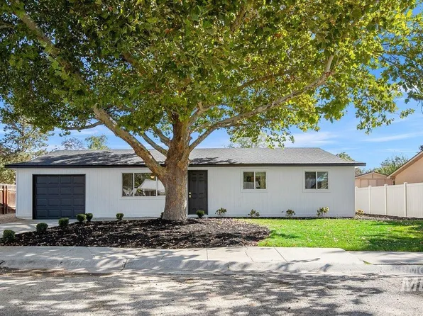 15 Duncan Ave, Middleton, ID 83644