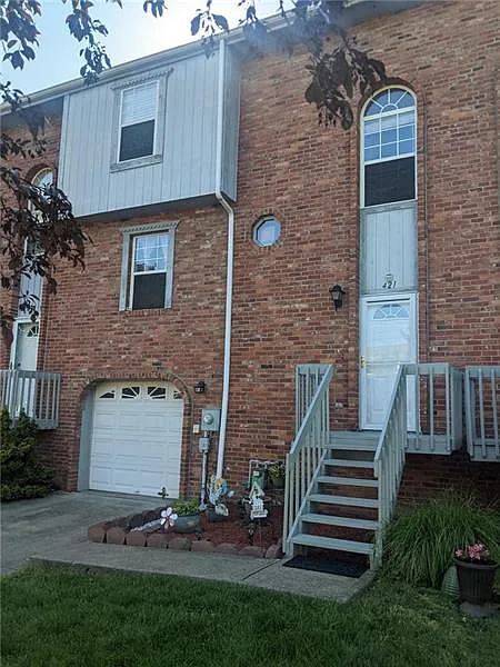 421 Shady Ridge Dr photo 1