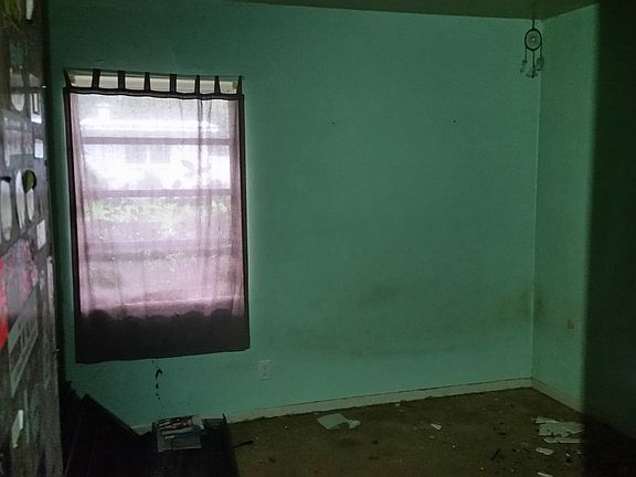 4th image of 316 E 120th Ave