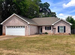 103 Summerset Ln, Huntsville, AL 35811