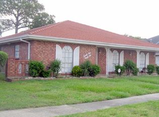 7421 Eastmore Rd, New Orleans, LA 70126