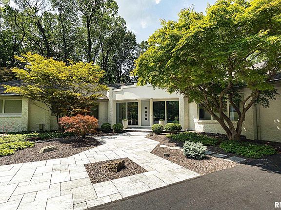 4th image of 9705 N Cherrybark Ct