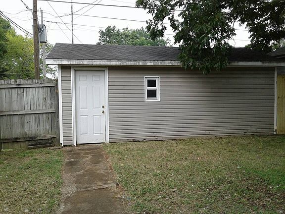 2nd image of 1100 Jefferson Ave