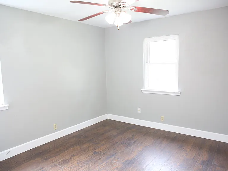 3908 Atlas Dr — Photo 8