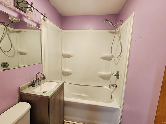5th image of 1919 S Carlisle St
