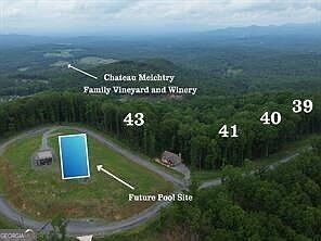 5th image of 39 High Summit Dr