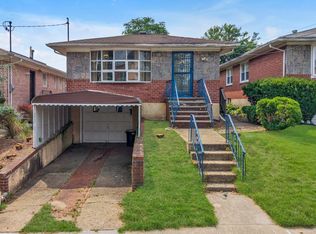 15018 8th Ave, Whitestone, NY 11357