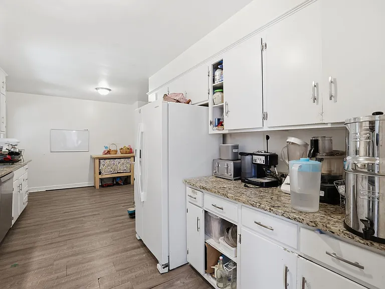 7322 Edmonston Rd — Photo 14