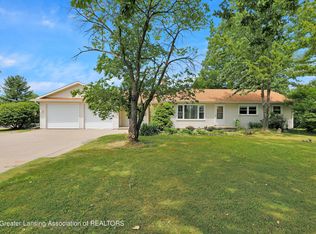 7346 W Mount Hope Hwy, Lansing, MI 48917