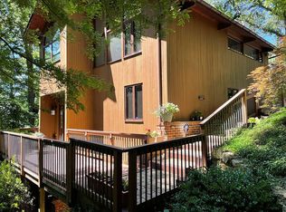 2624 S Joyce St, Arlington, VA 22202