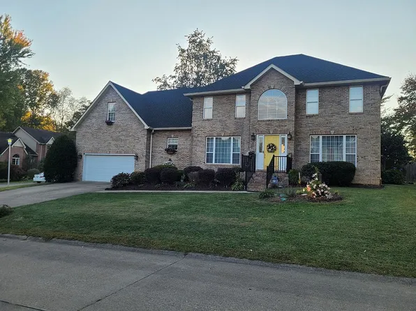 208 Carrington Way, Hurricane, WV 25526