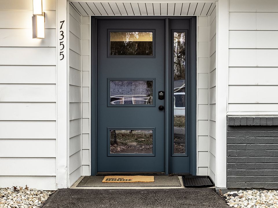 1st image of 7355 Mikesell Dr #1