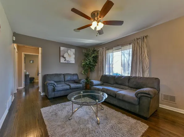 8306 West Fairmount AVENUE, Milwaukee, WI 53218