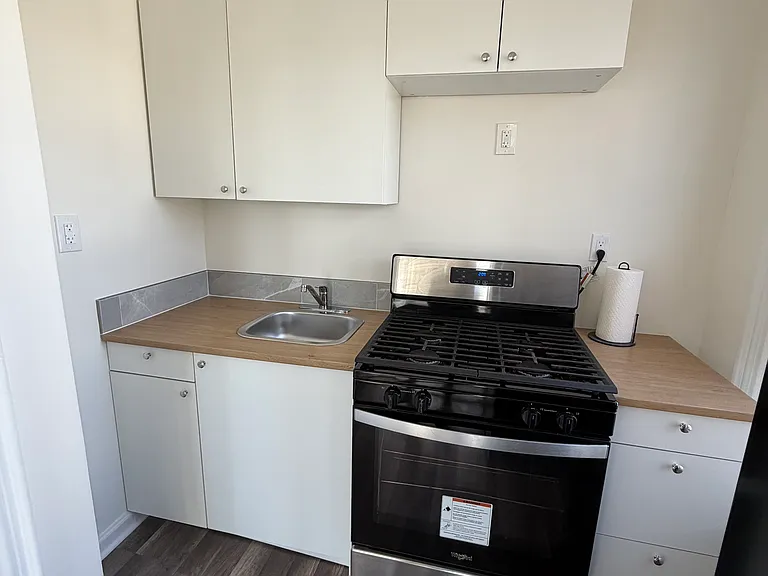 85-04 76th St #2F — Photo 11