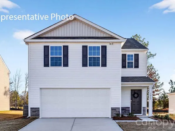2107 10th St SE, Hickory, NC 28602