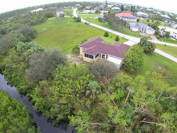 2nd image of 24362 Yacht Club Blvd