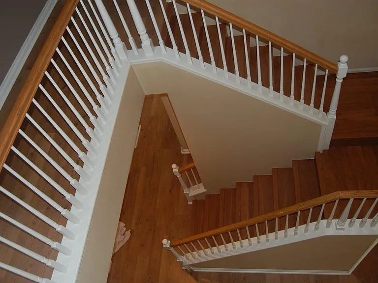 Stairs from 2nd flow