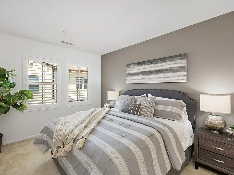 912 El Paseo — Photo 14