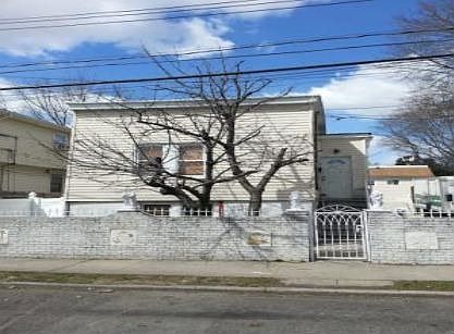 1st image of 15517 113th Ave