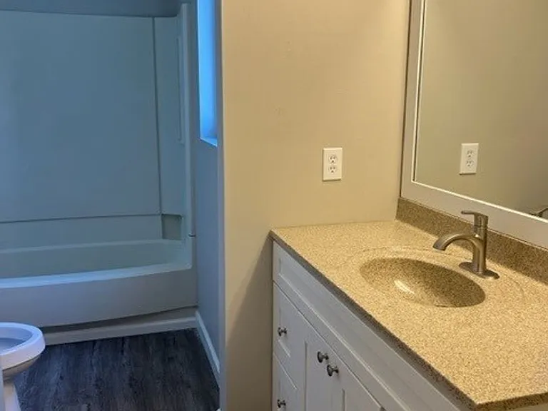1317 Cora Ln — Photo 11