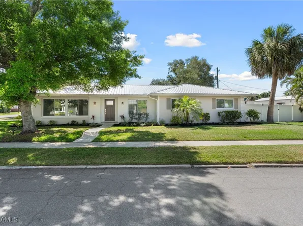 5664 Natoma Dr, Fort Myers, FL 33919