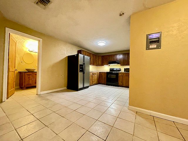2nd image of 4013 Double Dome Rd #D