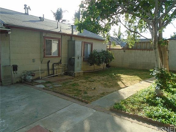 4th image of 13440 Eldridge Ave