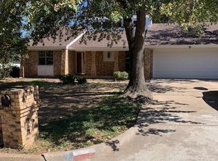 7408 Forrest Ln, North Richland Hills, TX 76182