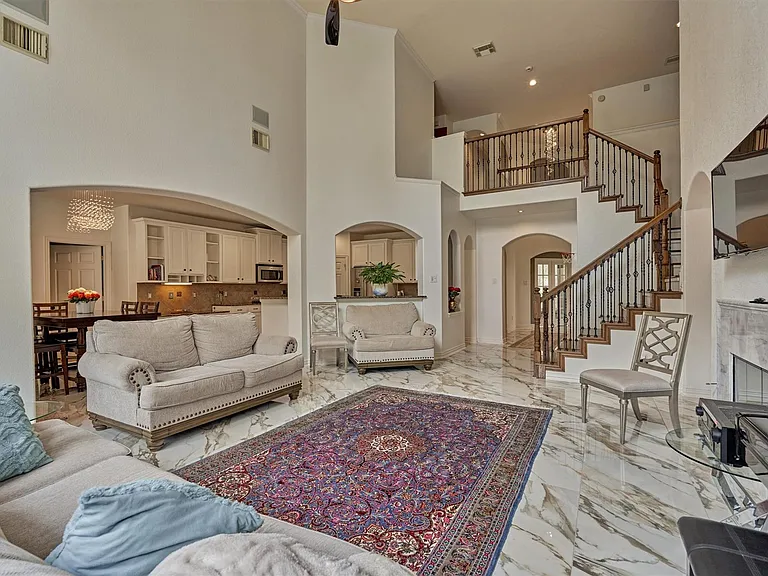 18 Wyckham Cir — Photo 10