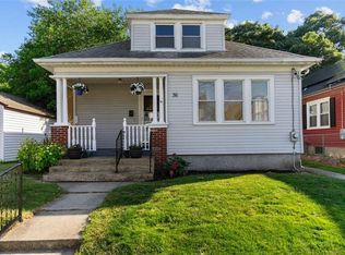 36 Ivanhoe St, Cranston, RI 02910