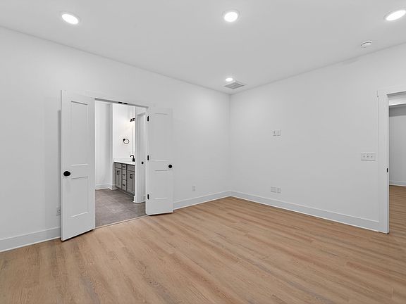 Owner s Suite - Representational Photo