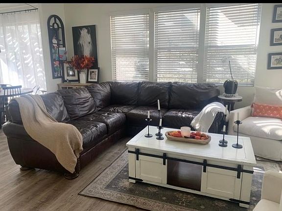 3rd image of 31 Woodcrest Ln #31