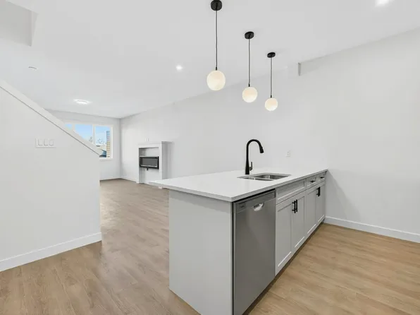 The Glenora Collection